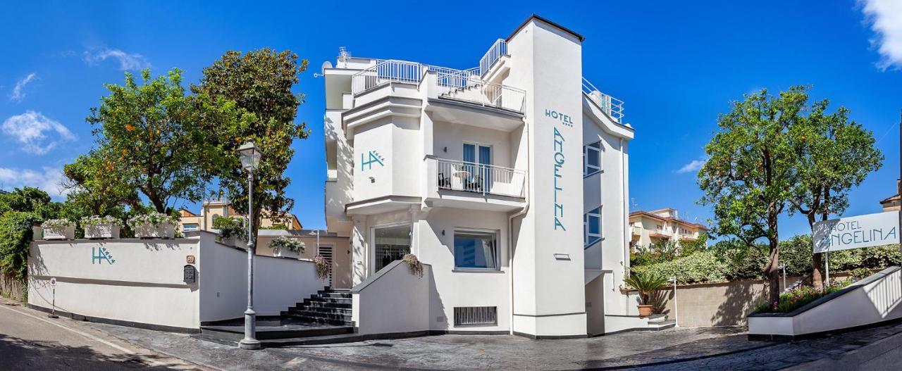 Hotel Angelina Сант'Агнело Екстериор снимка