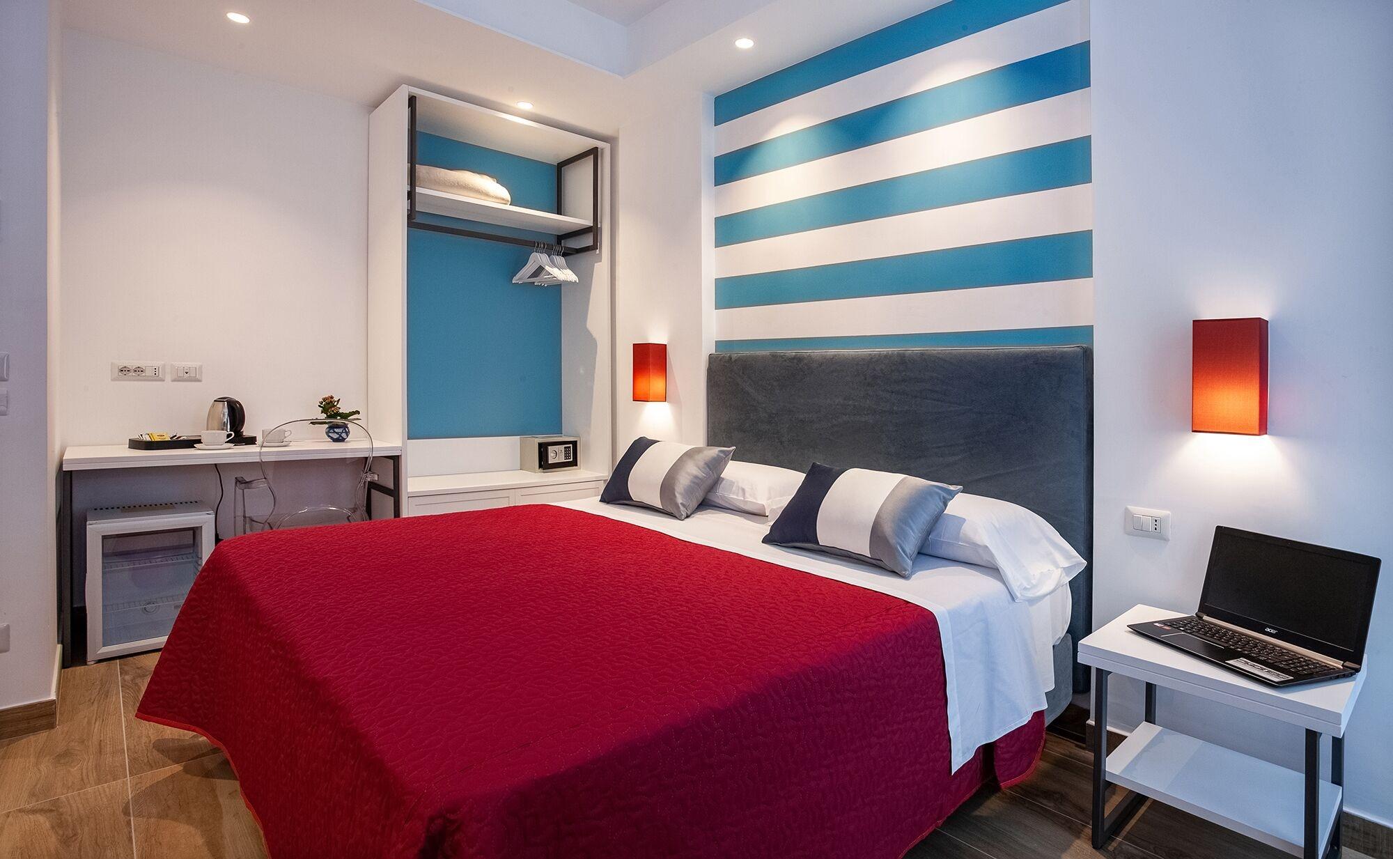 Hotel Angelina Сант'Агнело Екстериор снимка