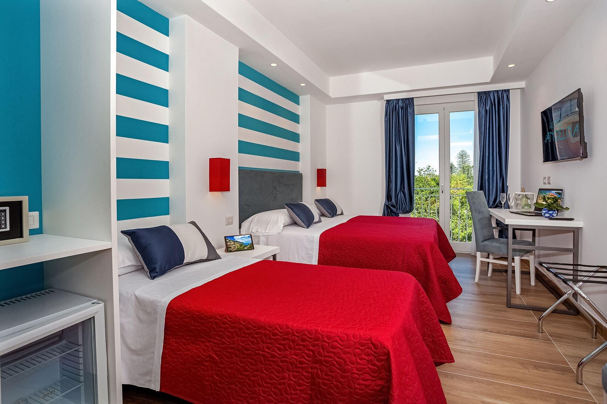 Hotel Angelina Сант'Агнело Екстериор снимка