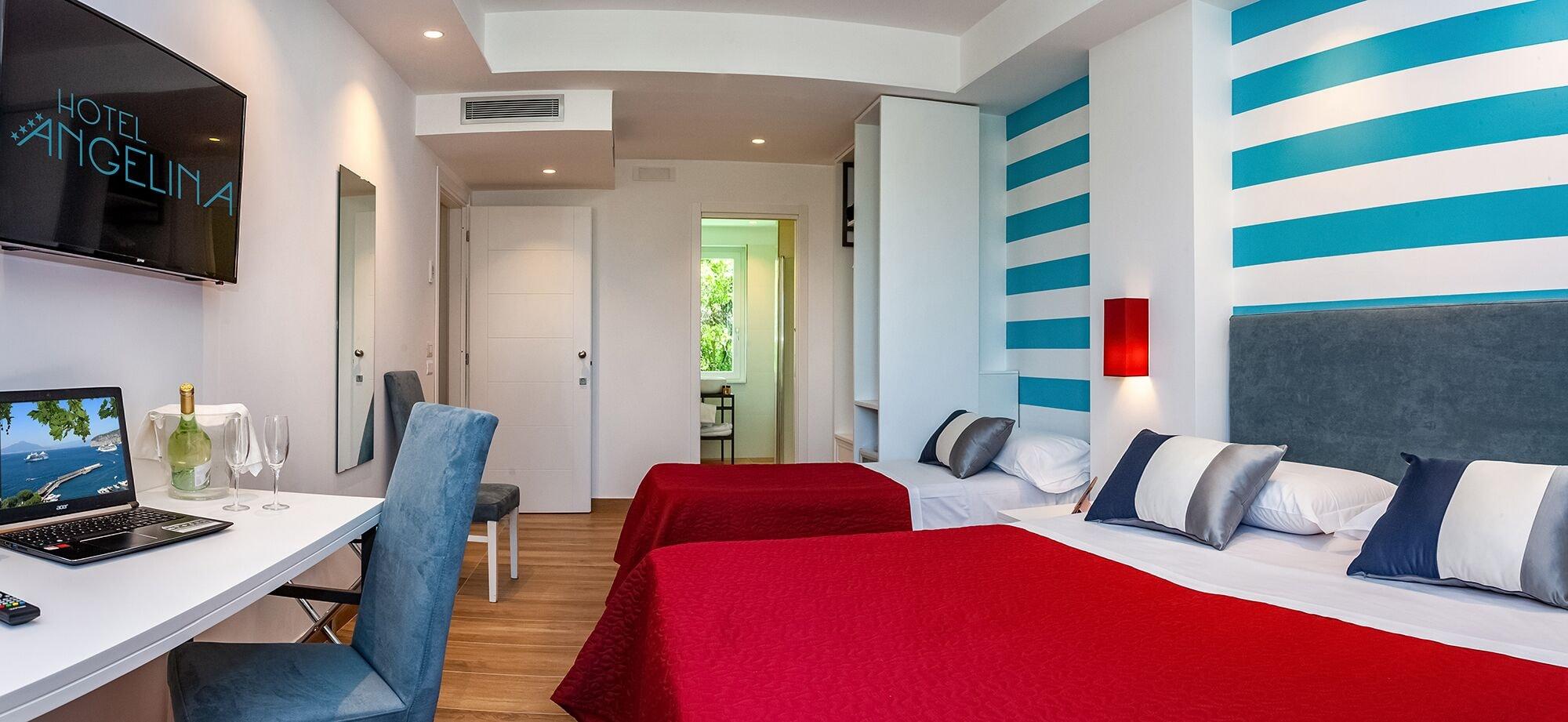 Hotel Angelina Сант'Агнело Екстериор снимка